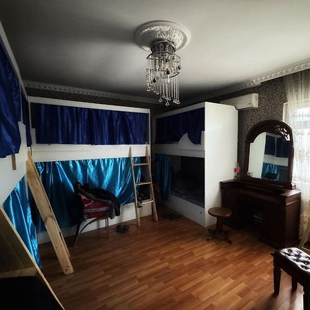 Central Baku Hostel מראה חיצוני תמונה