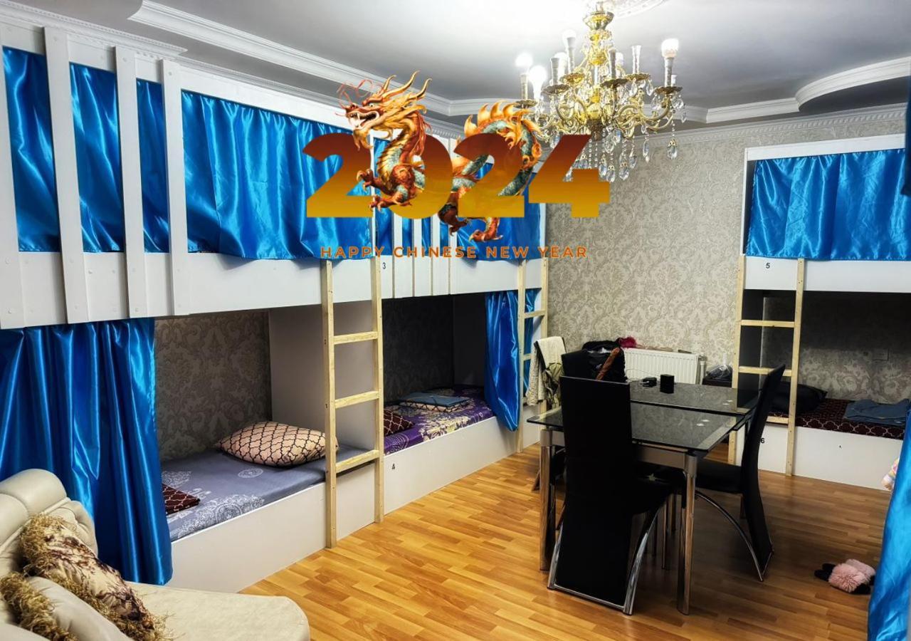 Central Baku Hostel מראה חיצוני תמונה