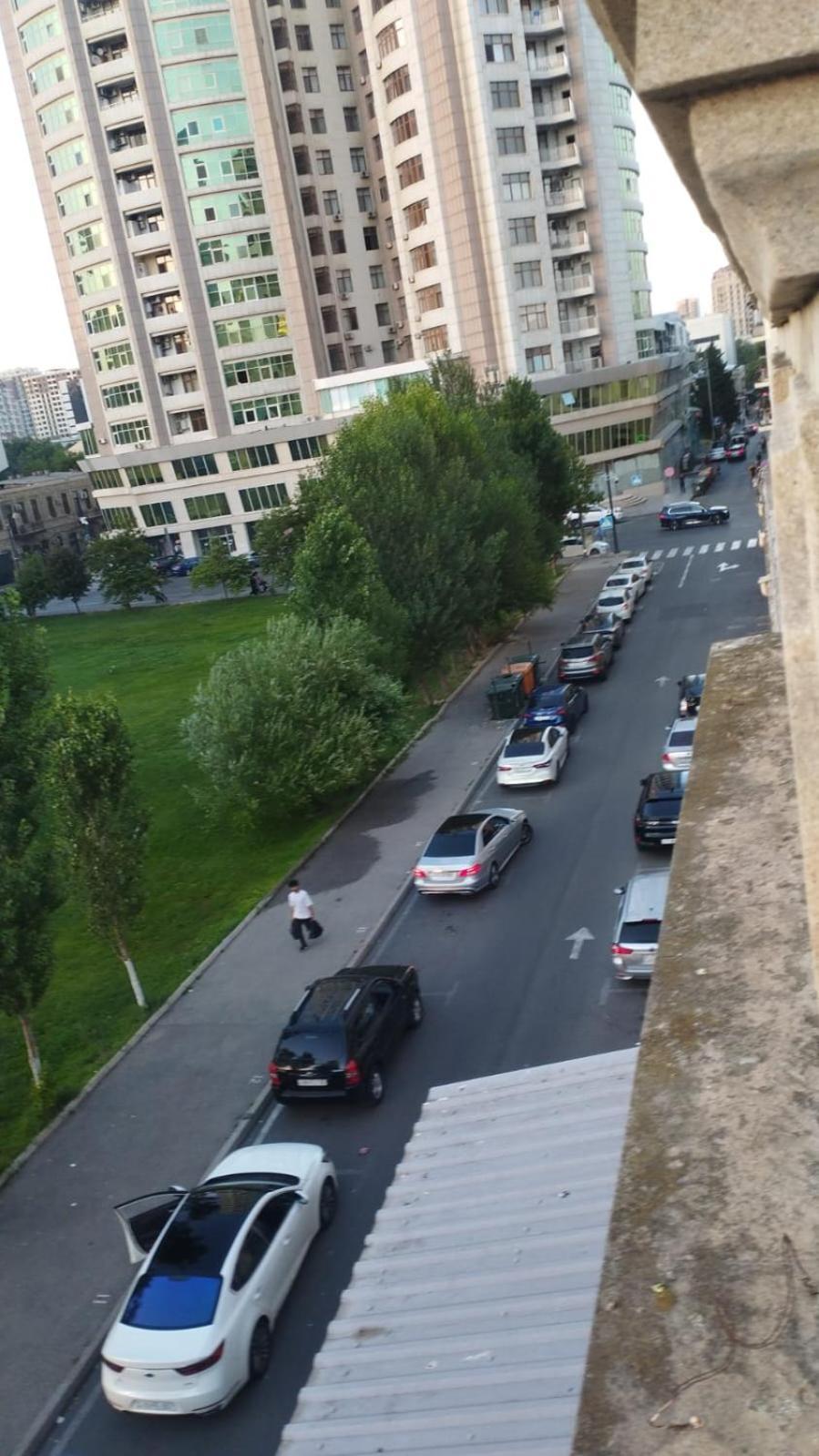 Central Baku Hostel מראה חיצוני תמונה